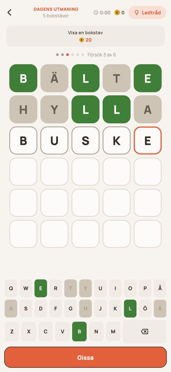 Koto-spel med ett halvlöst bräde